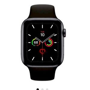 Apple Watch Series 4 40mm with black band/silver screen perimeter